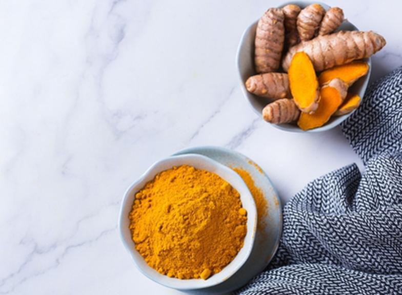 Czy kurkuma szkodzi na nerki?