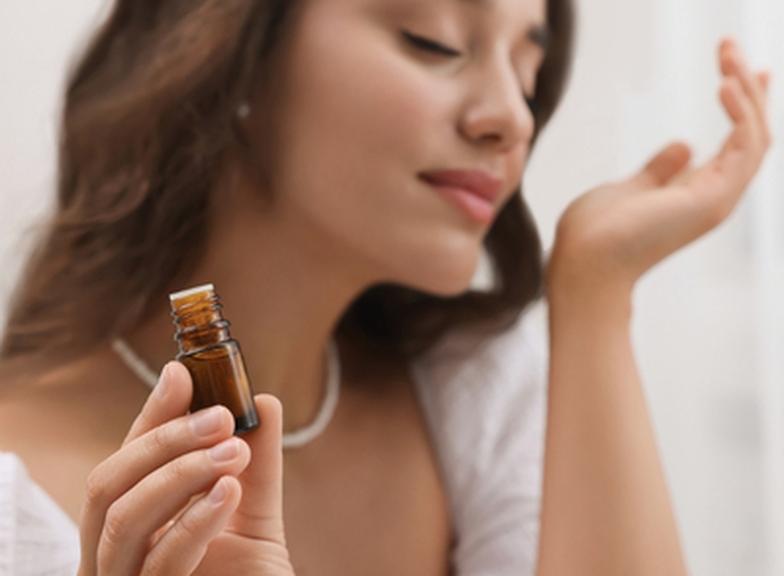 Czy olejek z drzewa herbacianego jest szkodliwy? Tego lepiej unikać!