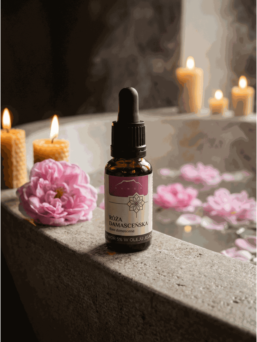 Olejek z róży damasceńskiej 5% w jojobie Nanga