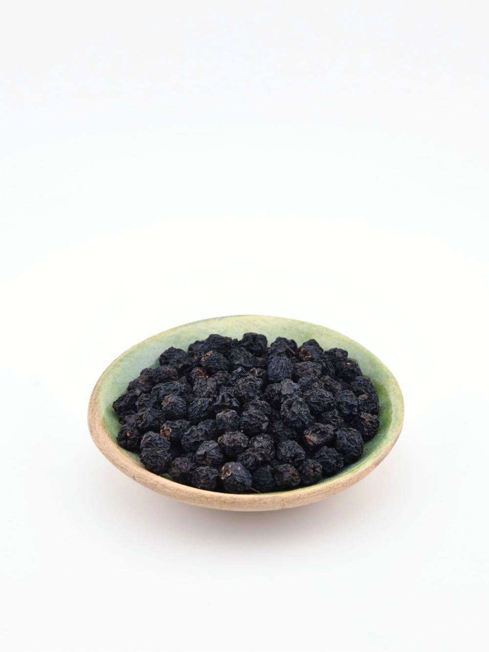 Aronia owoc suszony ręczny zbiór