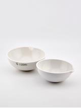 Parownica porcelanowa z wylewem